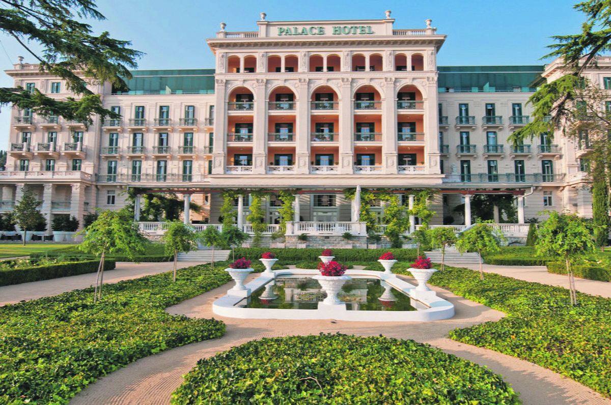 Hotel Kempinski Palace u Portorožu ima pet zvjezdica i posjeduje 164 sobe i 17 apartmana